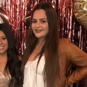 Meet your Posher, Cora